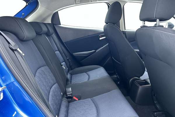 2015 Mazda 2 Maxx DJ Series