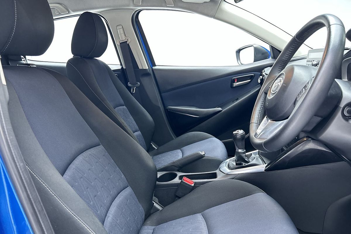 2015 Mazda 2 Maxx DJ Series
