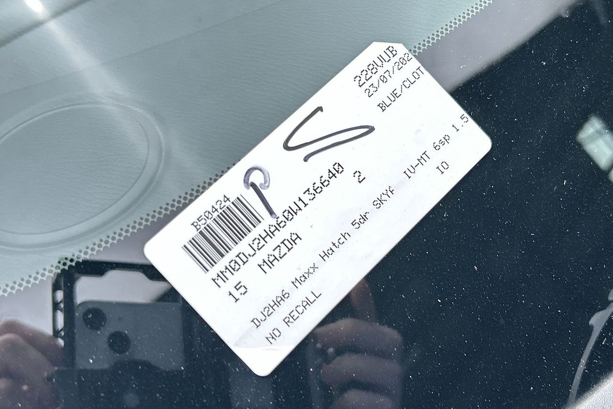 2015 Mazda 2 Maxx DJ Series