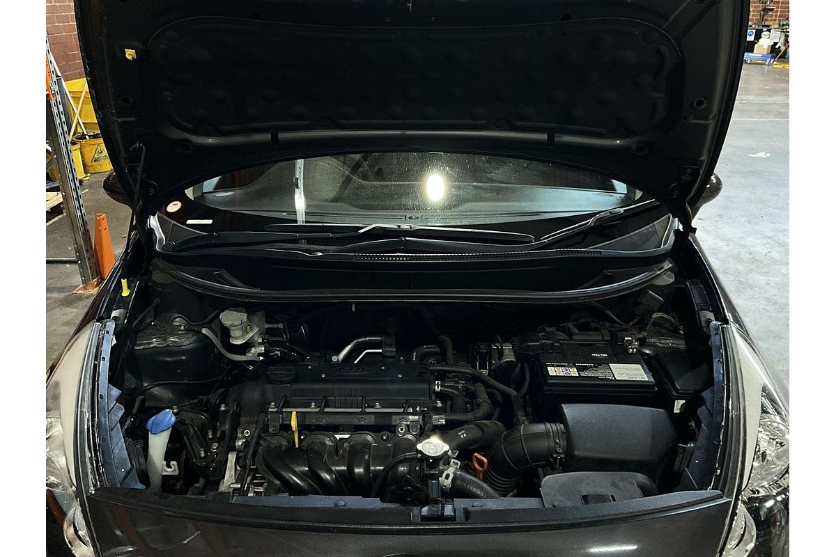 2016 Kia Rio S UB
