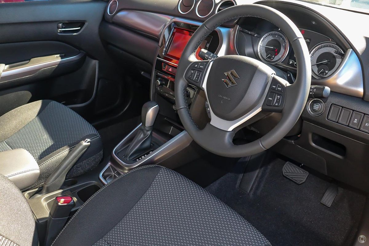 2025 Suzuki Vitara
