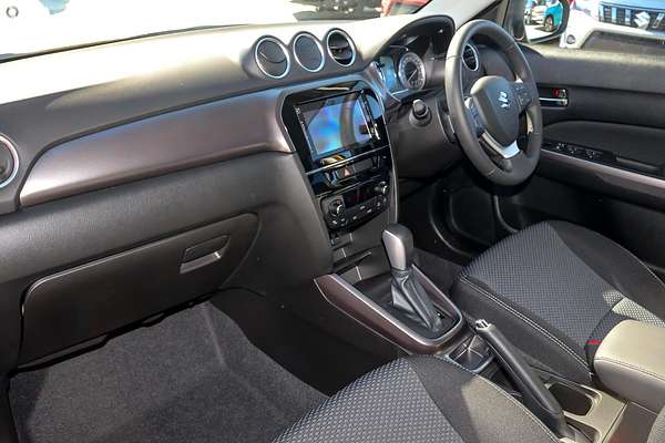 2025 Suzuki Vitara