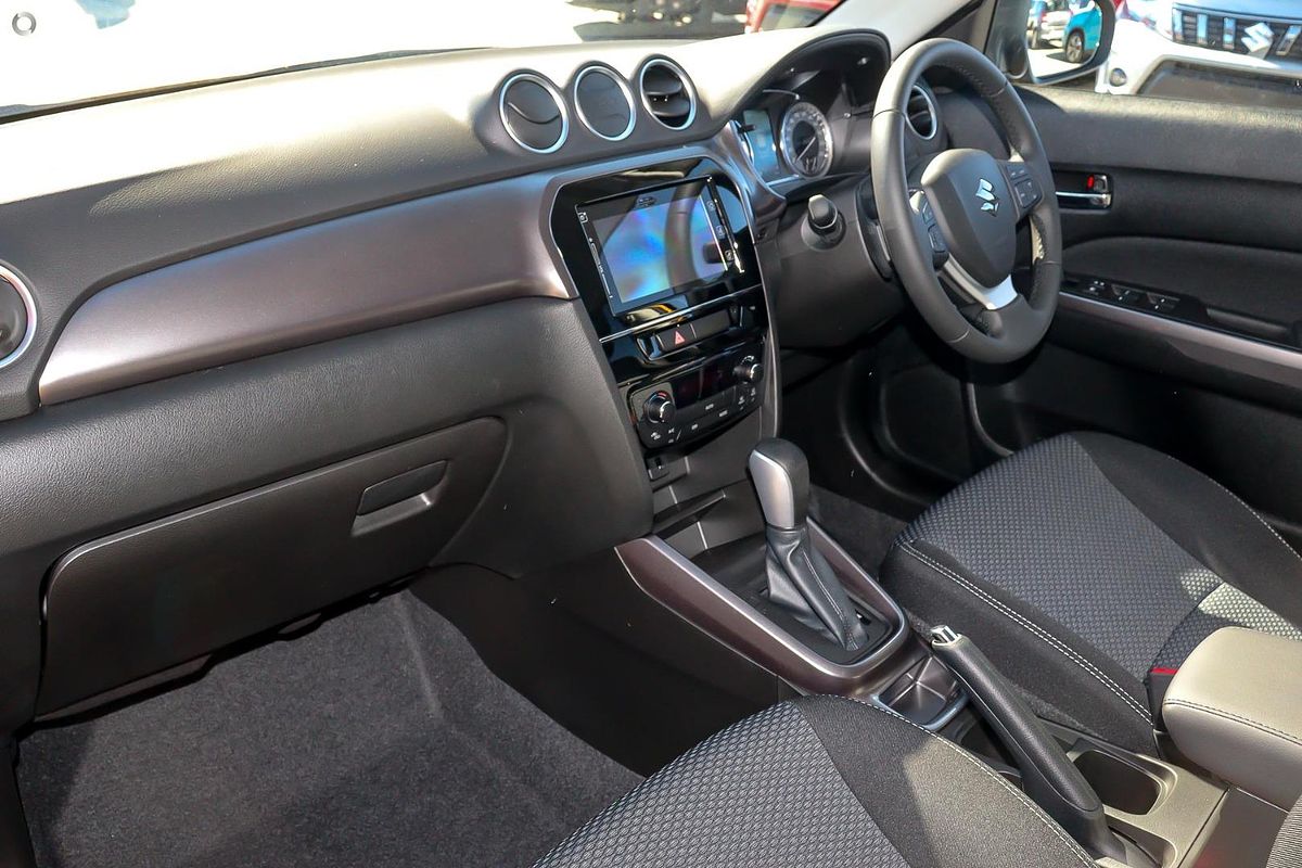 2025 Suzuki Vitara