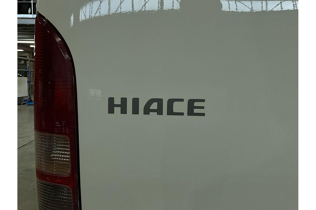2019 Toyota Hiace Commuter KDH223R