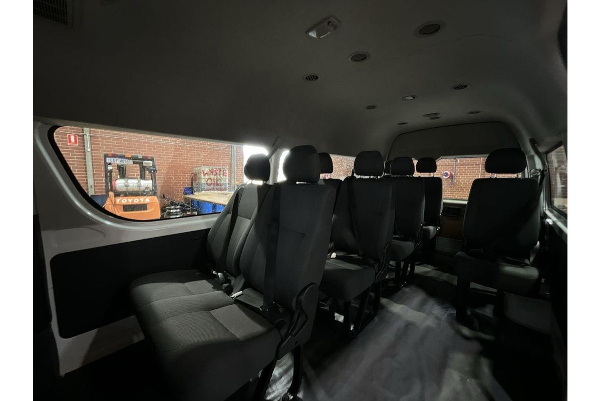 2019 Toyota Hiace Commuter KDH223R