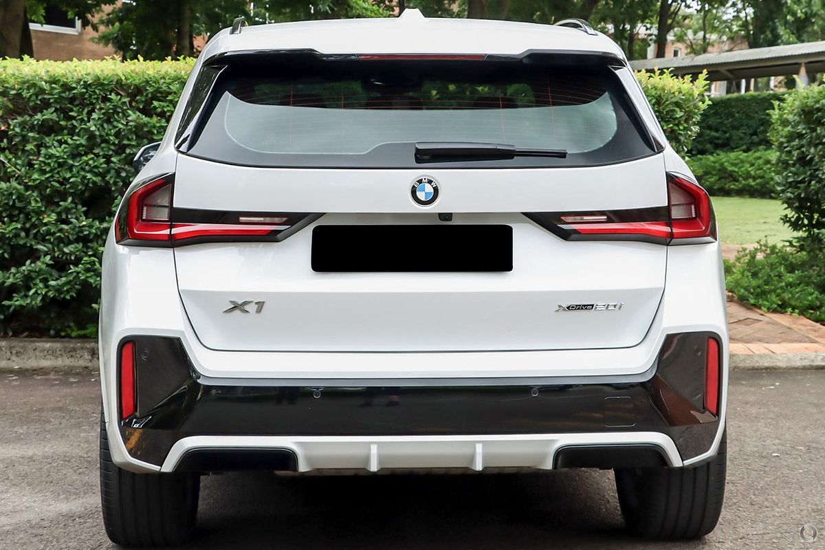 2024 BMW X1 xDrive20i M Sport U11