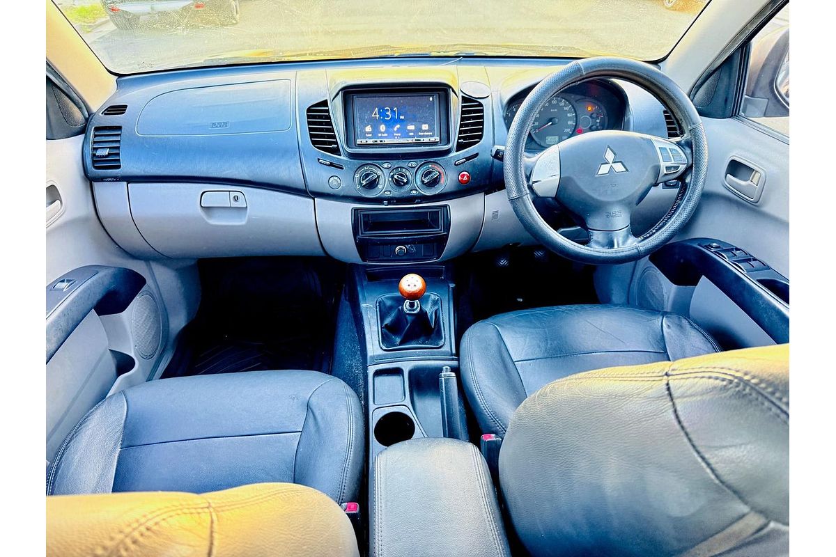 2010 Mitsubishi Triton GL-R MN Rear Wheel Drive