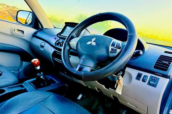 2010 Mitsubishi Triton GL-R MN Rear Wheel Drive