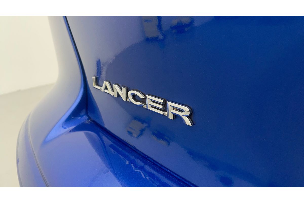 2014 Mitsubishi Lancer ES CJ
