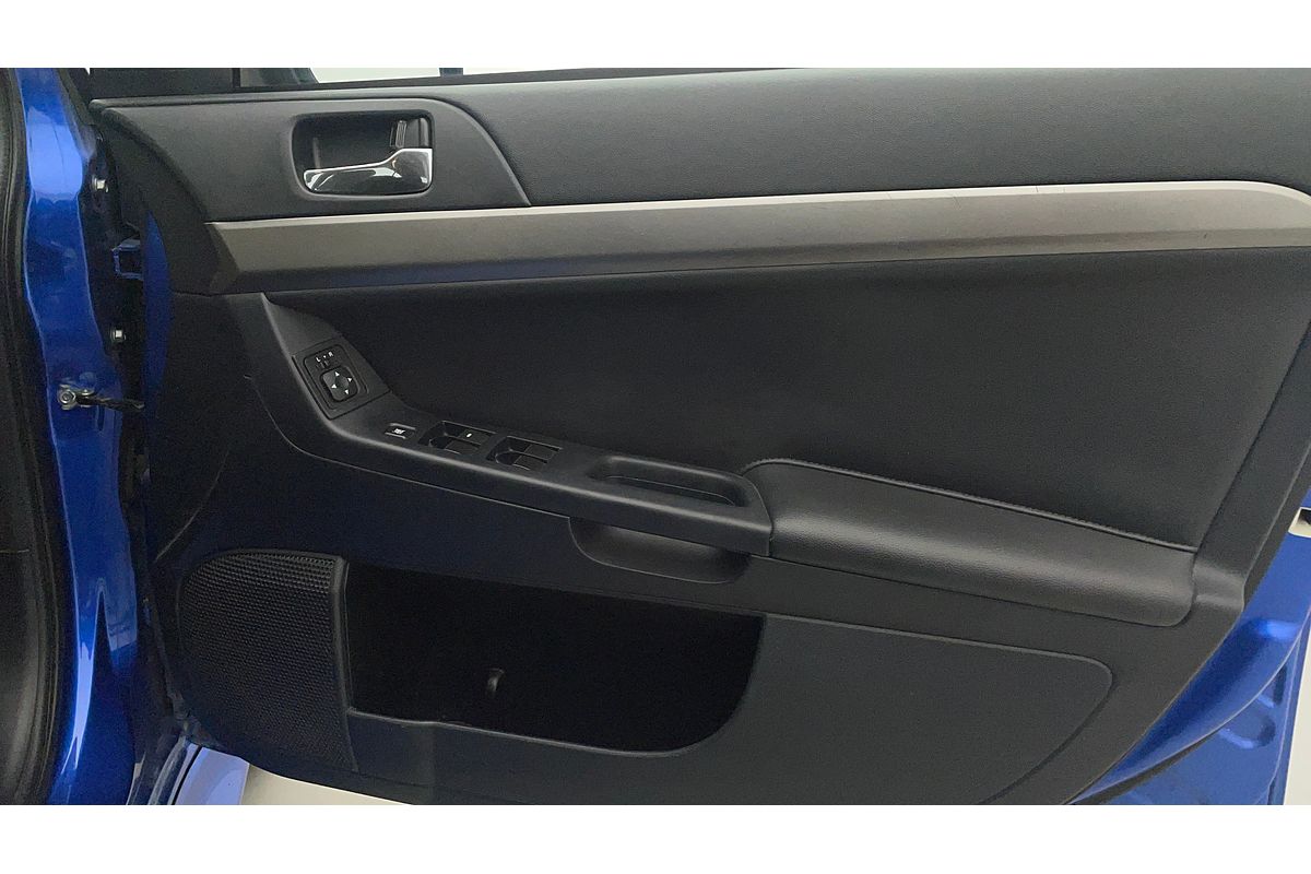 2014 Mitsubishi Lancer ES CJ