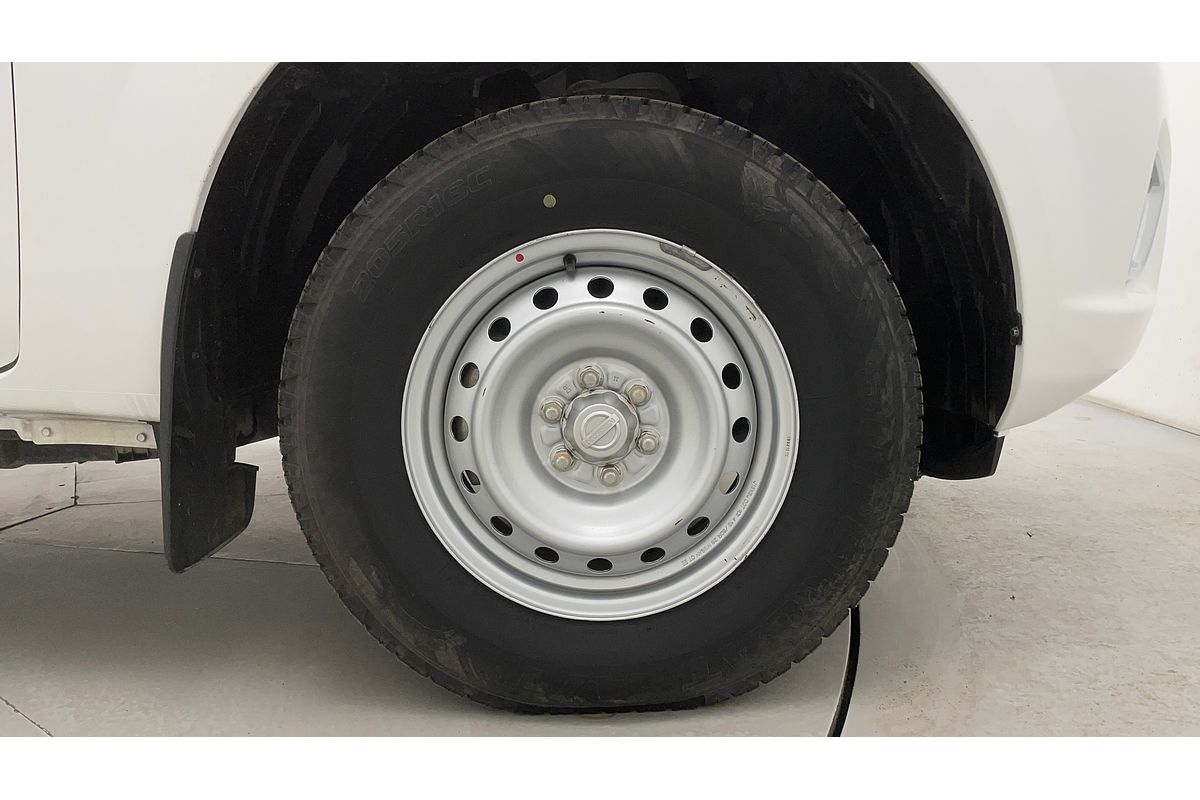 2016 Nissan Navara RX D23 Rear Wheel Drive