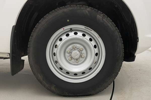 2016 Nissan Navara RX D23 Rear Wheel Drive