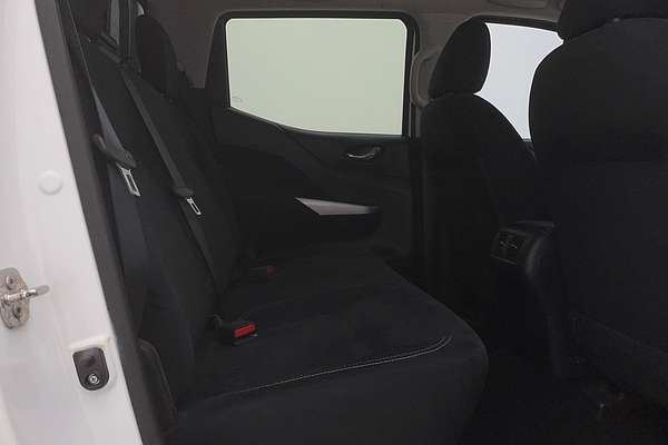 2016 Nissan Navara RX D23 Rear Wheel Drive