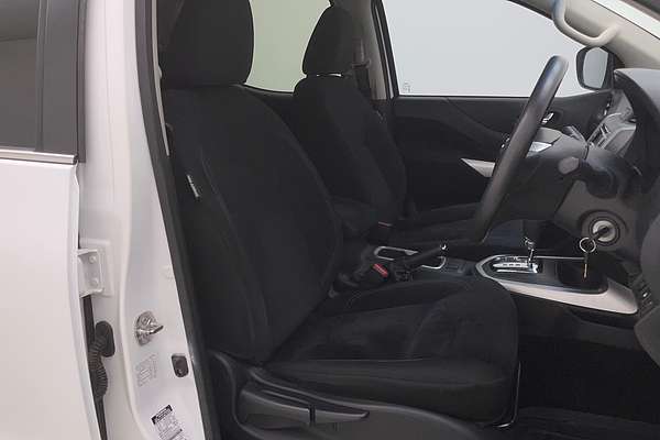 2016 Nissan Navara RX D23 Rear Wheel Drive