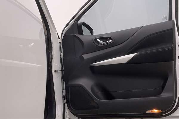 2016 Nissan Navara RX D23 Rear Wheel Drive