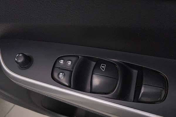 2016 Nissan Navara RX D23 Rear Wheel Drive