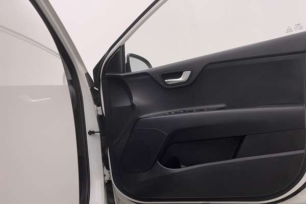 2023 Kia Stonic S YB