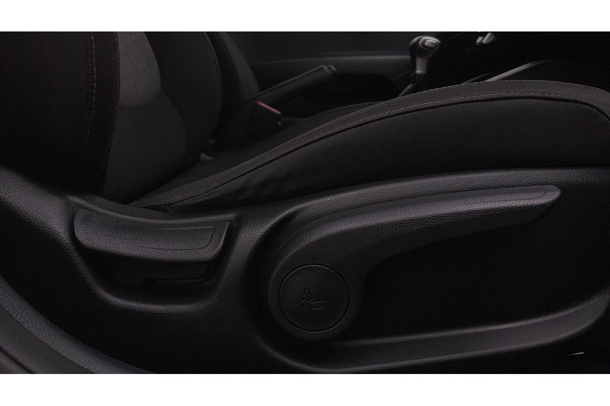 2023 Kia Stonic S YB