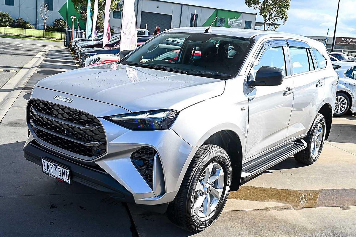 2025 Isuzu MU-X LS-M