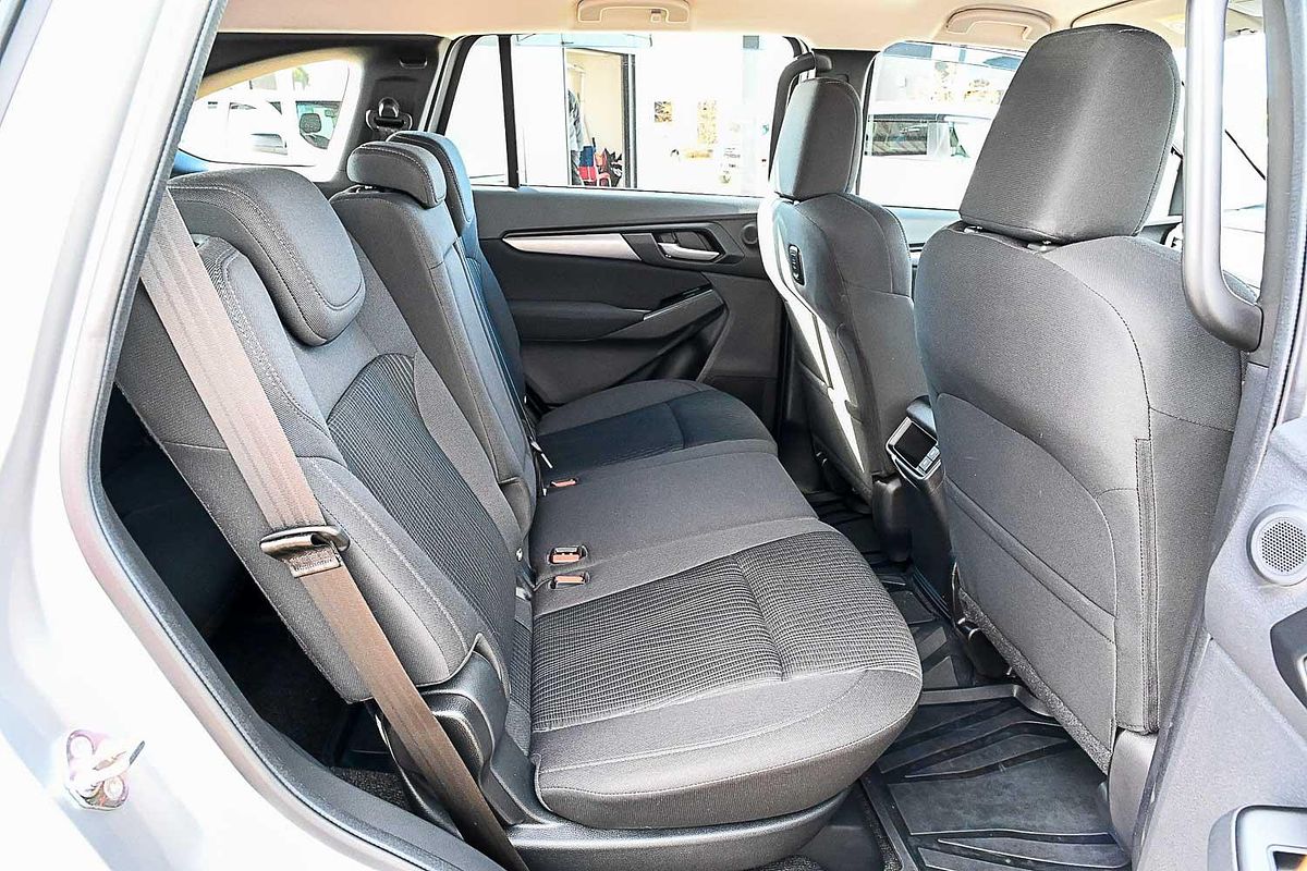 2025 Isuzu MU-X LS-M