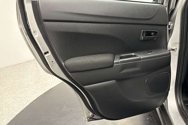 2019 Mitsubishi ASX ES XD