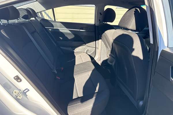 2019 Hyundai Elantra Go AD.2