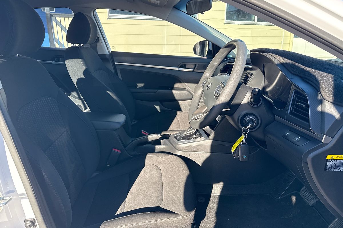 2019 Hyundai Elantra Go AD.2