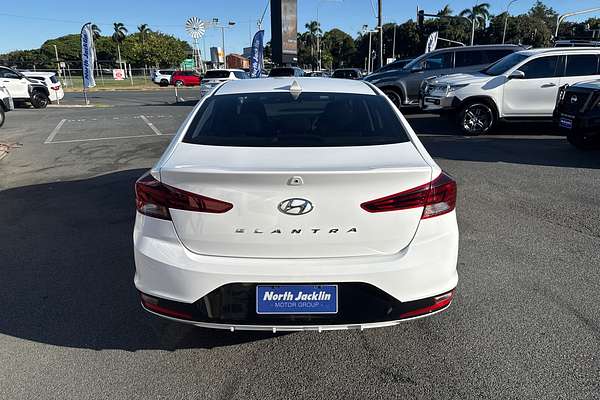 2019 Hyundai Elantra Go AD.2