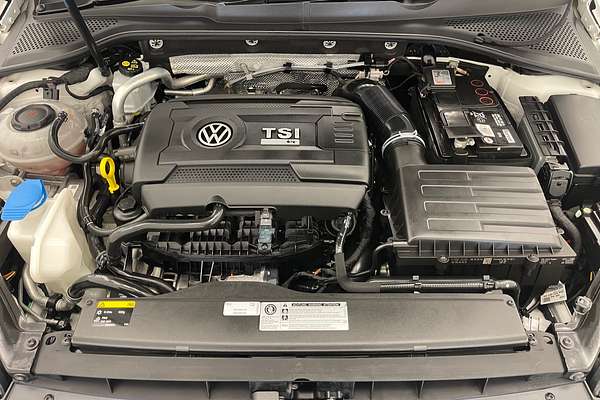 2017 Volkswagen Golf R Wolfsburg Edition 7.5