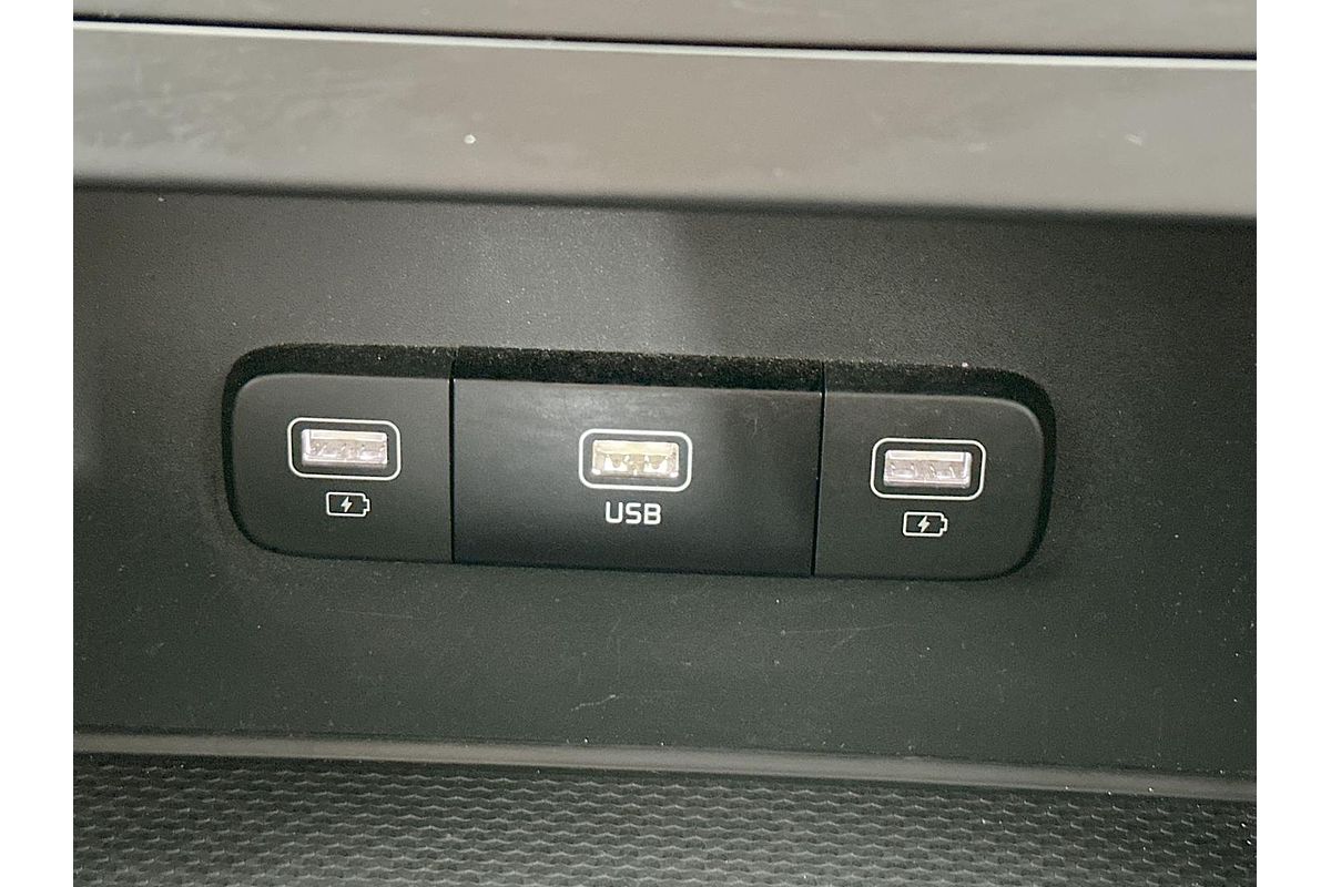 2023 Kia Carnival S KA4