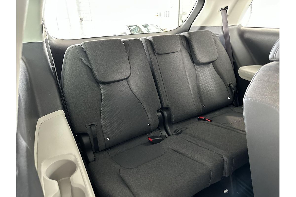2023 Kia Carnival S KA4