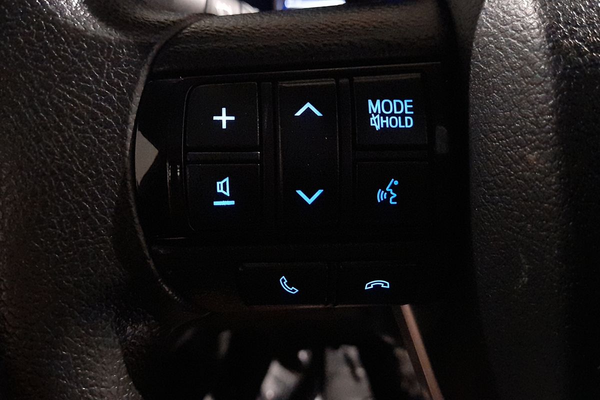 2018 Toyota Hilux SR GUN126R 4X4