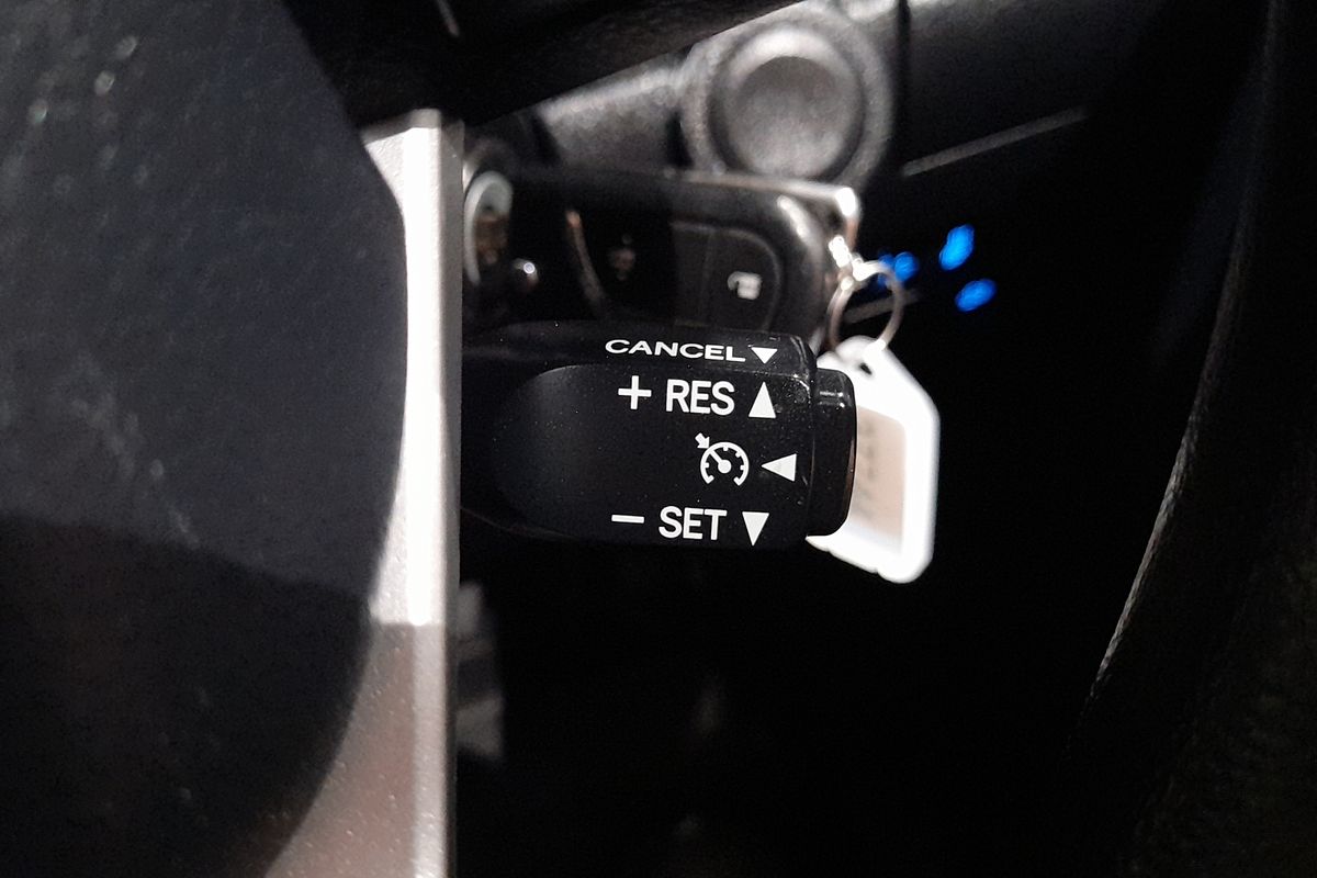 2018 Toyota Hilux SR GUN126R 4X4