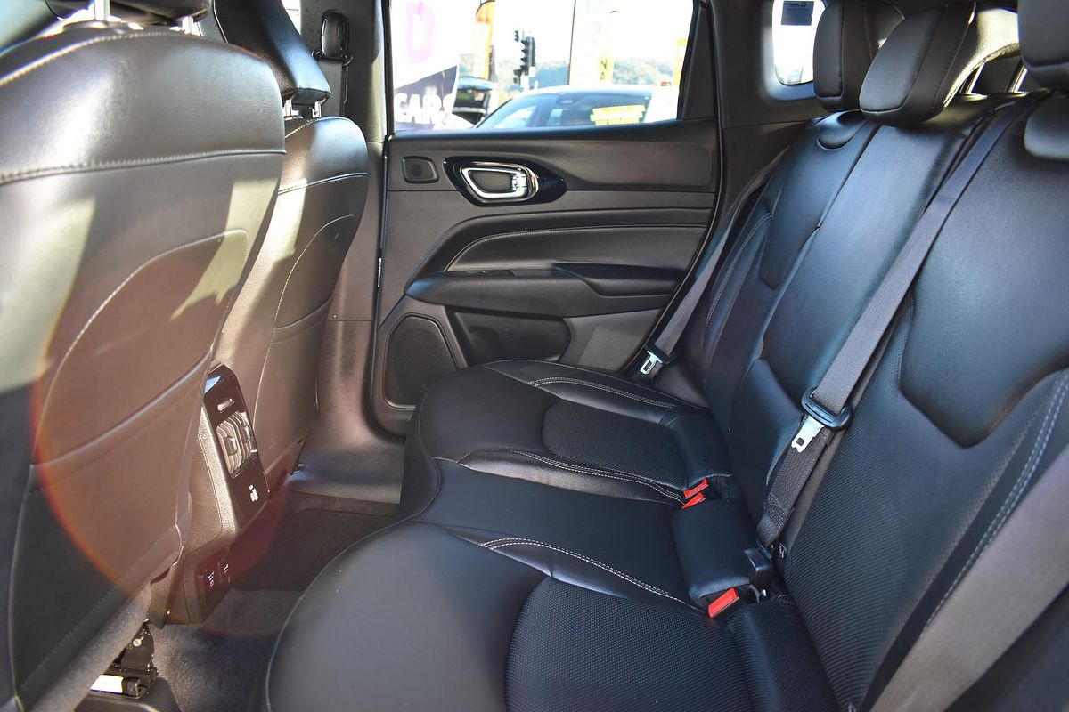 2022 Jeep Compass S-Limited M6