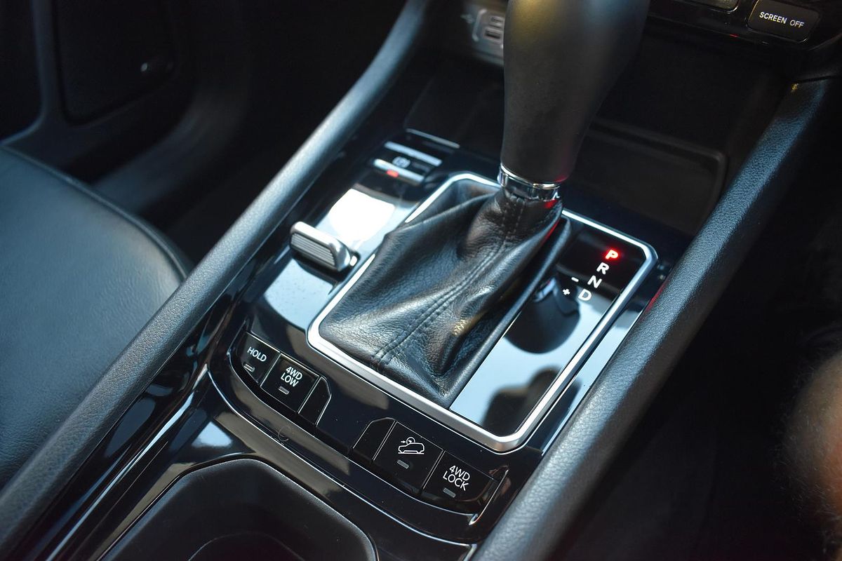 2022 Jeep Compass S-Limited M6