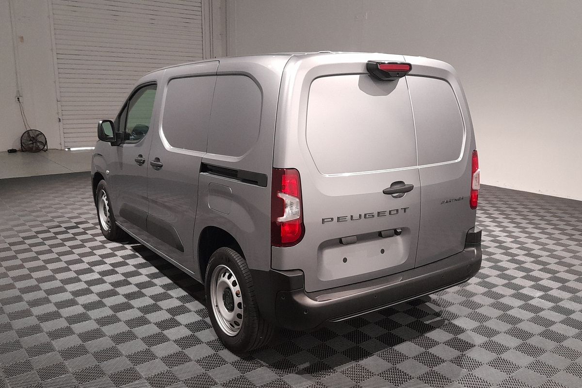2024 Peugeot Partner Pro K9 SWB