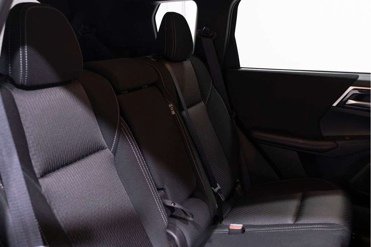 2024 Mitsubishi Outlander LS ZM