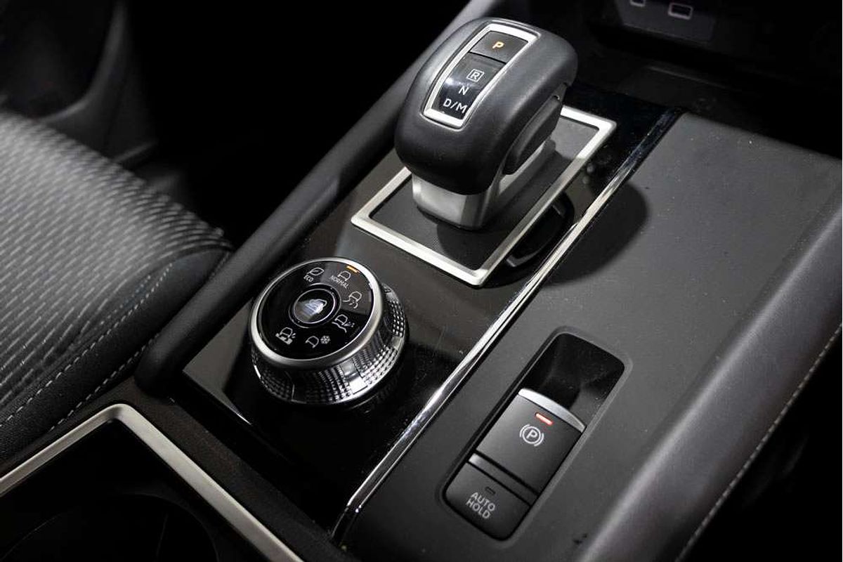 2024 Mitsubishi Outlander LS ZM
