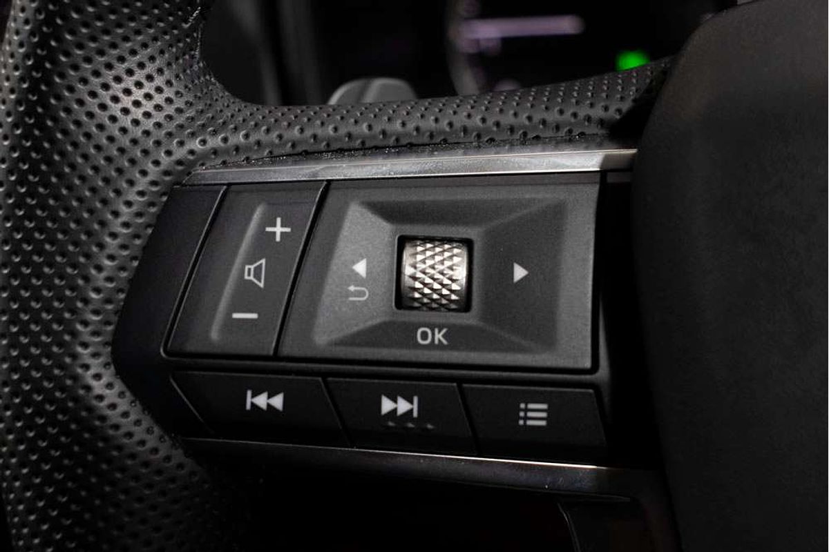 2024 Mitsubishi Outlander LS ZM