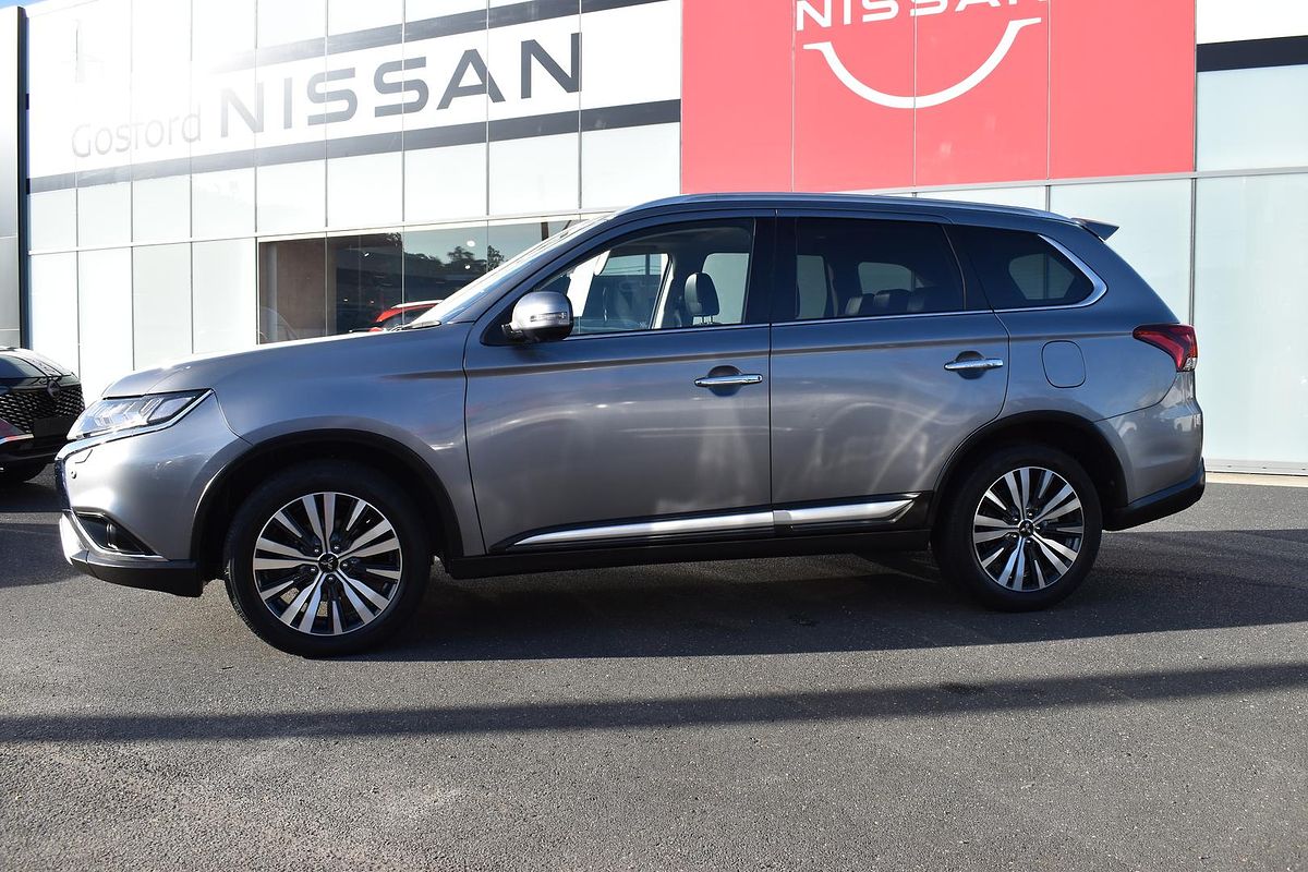 2020 Mitsubishi Outlander Exceed ZL