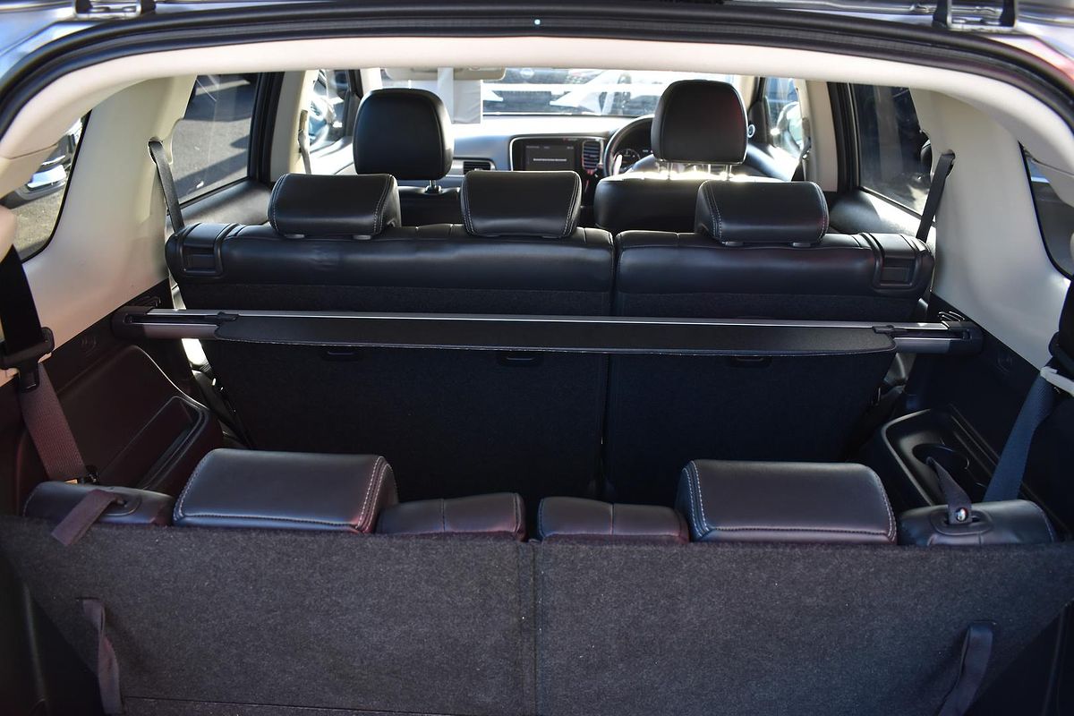 2020 Mitsubishi Outlander Exceed ZL