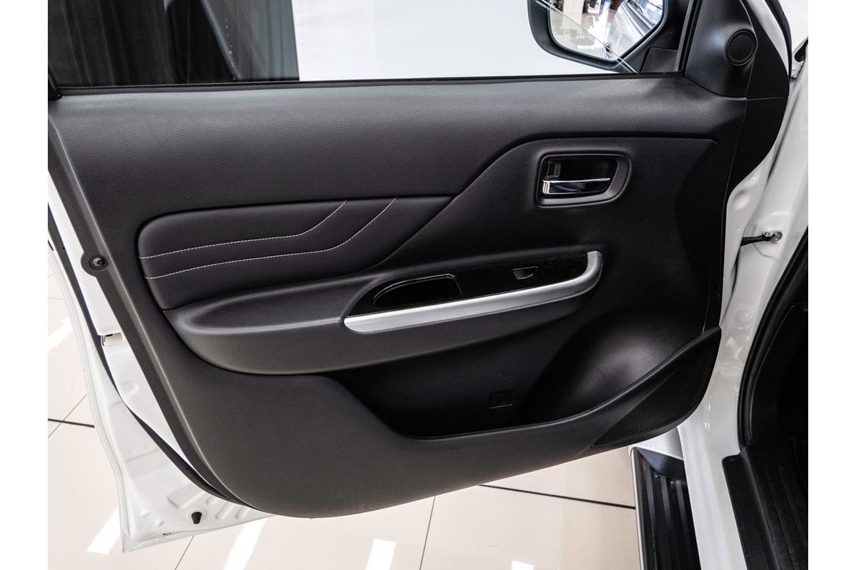 2019 Mitsubishi Triton GLS Premium MR 4X4
