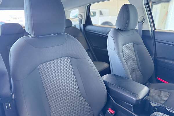 2023 Kia Sportage S NQ5