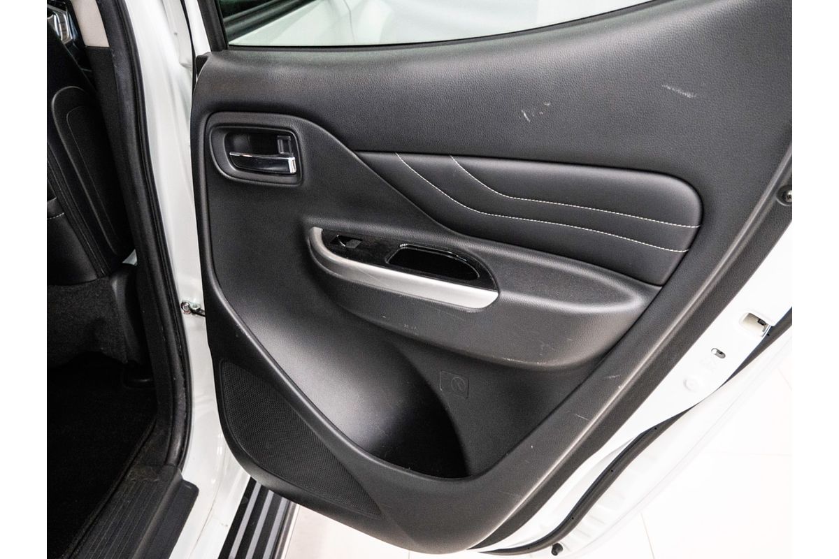 2019 Mitsubishi Triton GLS Premium MR 4X4
