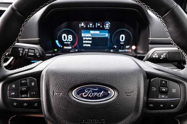 2025 Ford Ranger Platinum 4X4 3.0L