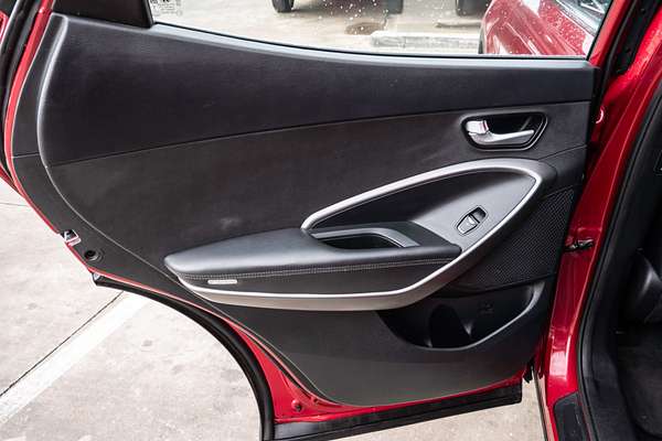 2017 Hyundai Santa Fe Active DM3 Series II