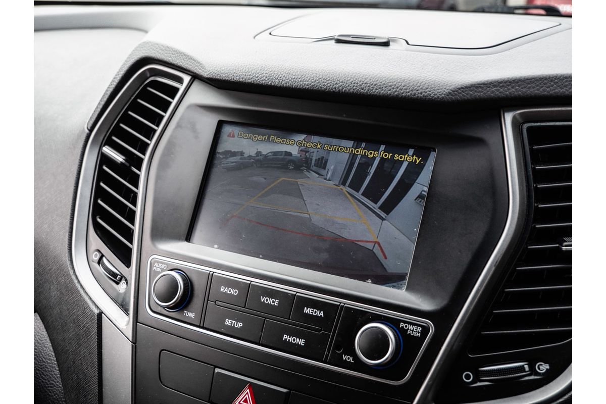 2017 Hyundai Santa Fe Active DM3 Series II
