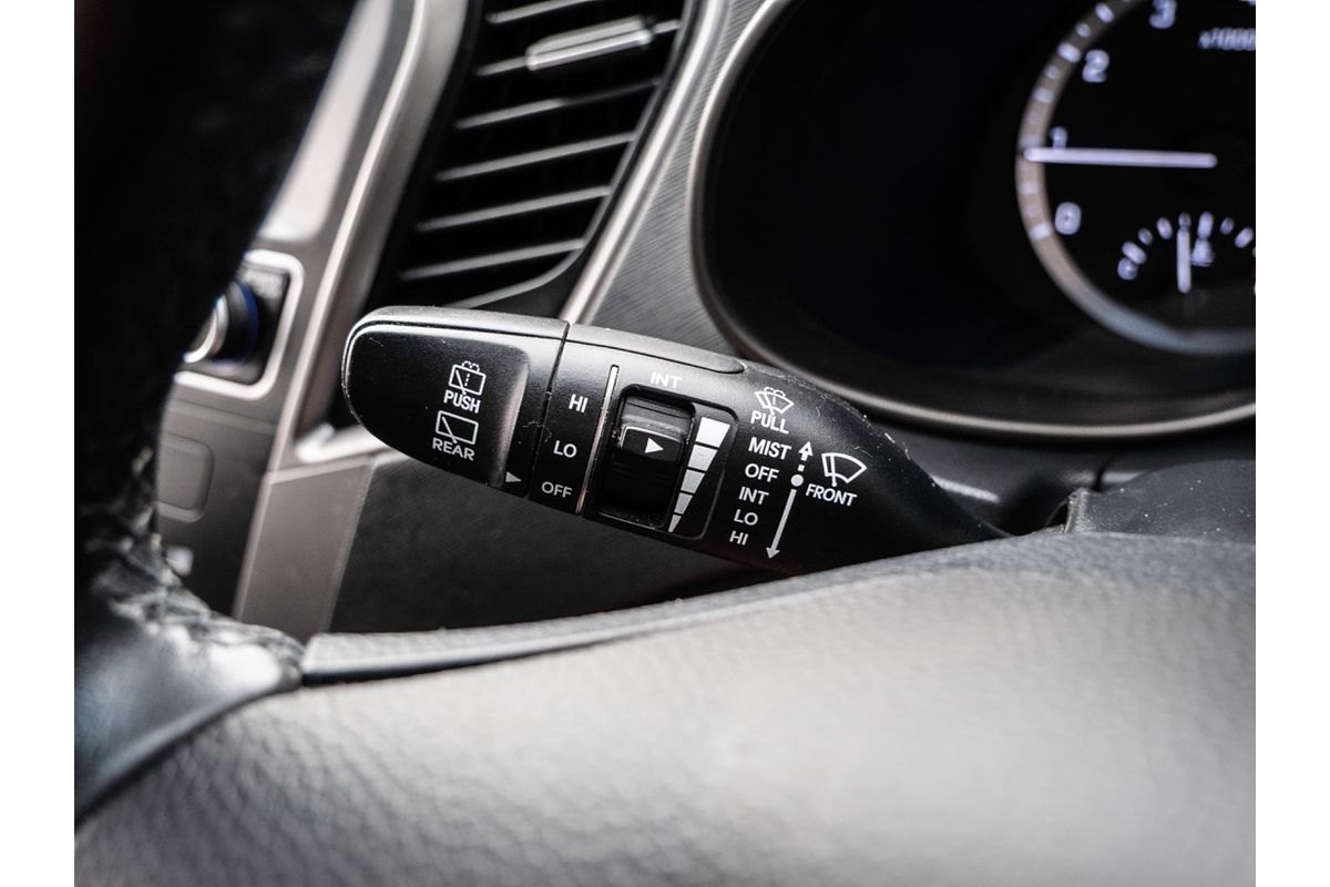 2017 Hyundai Santa Fe Active DM3 Series II