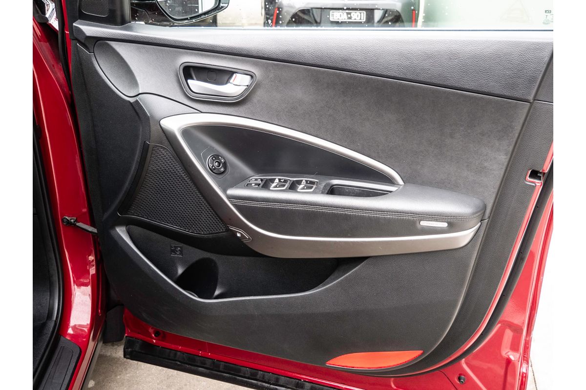 2017 Hyundai Santa Fe Active DM3 Series II