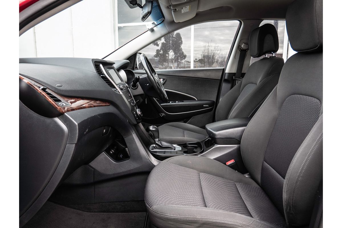 2017 Hyundai Santa Fe Active DM3 Series II